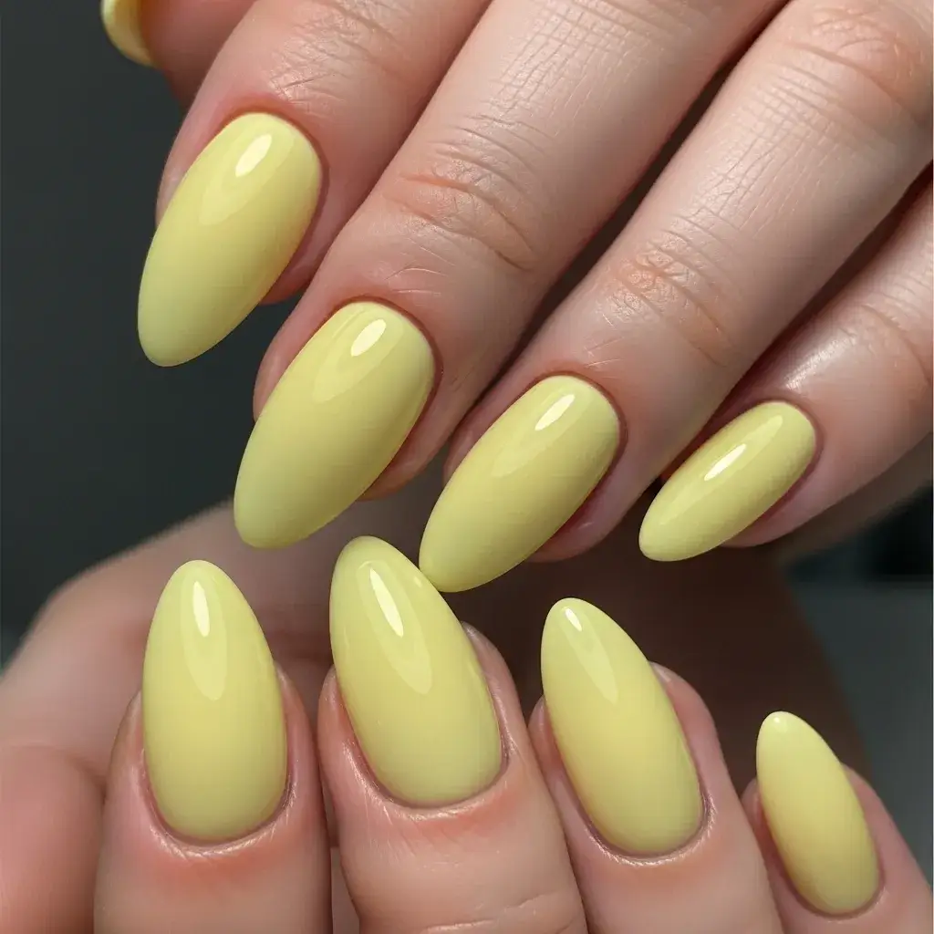 Lemon Cream Gel Nails
